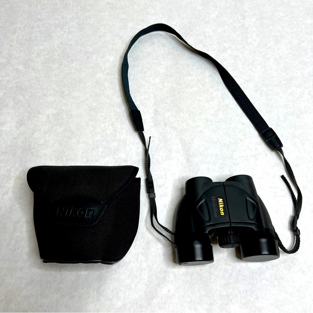 NIKON Medallion 10x21 5 Degree Binoculars